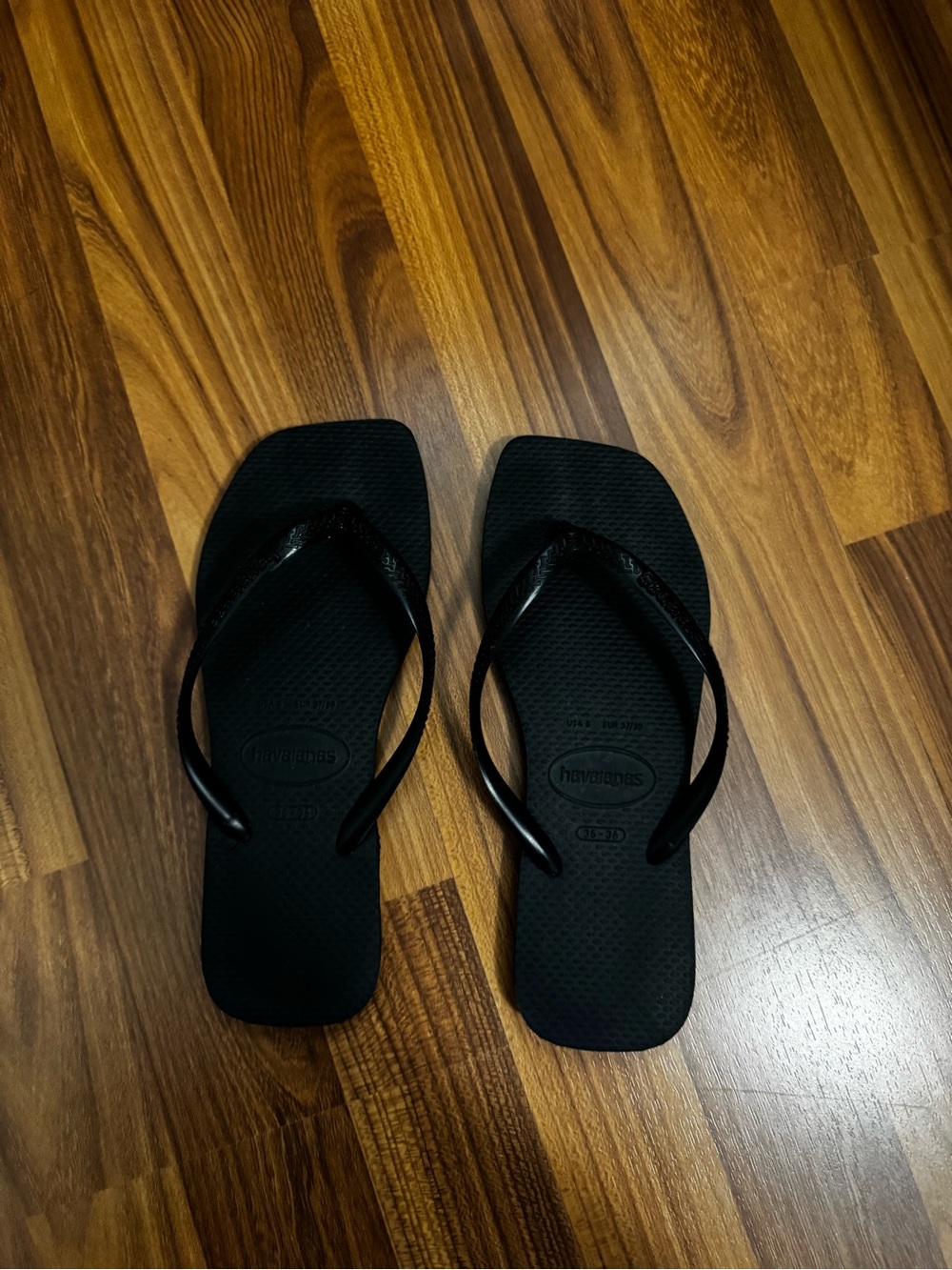 Havaianas Women’s Black Slim Strap Flip Flop Sandals